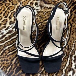 X2 Elegant Black Strappy Heels